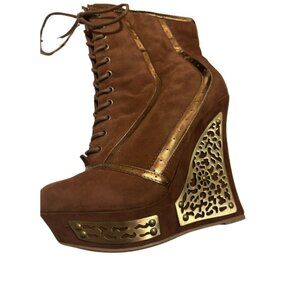 RARE Liliana Suede Wedged Ankle Boots*
